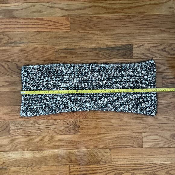 Steve Madden Infinity Scarf Women OS White Black Pink Eyelash Knit Cozy Soft - Picture 4 of 5